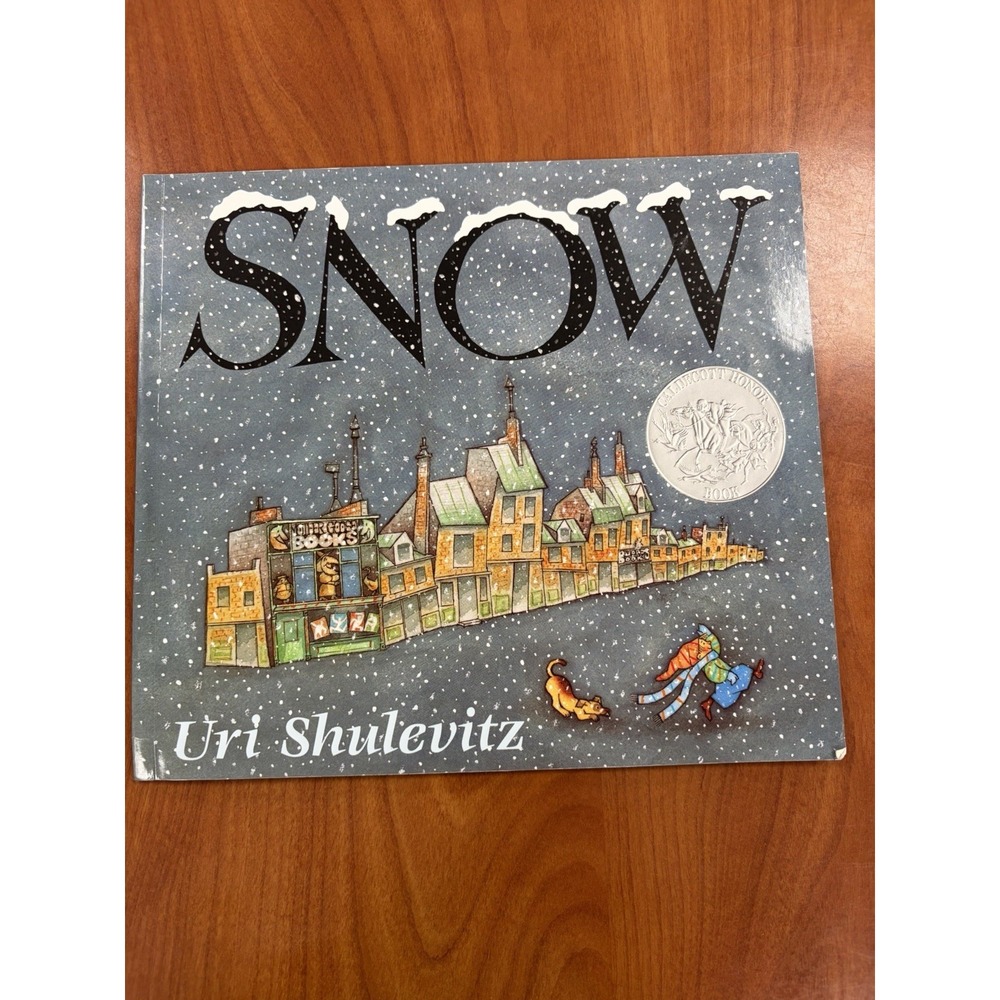 Snow: (Caldecott Honor Book)